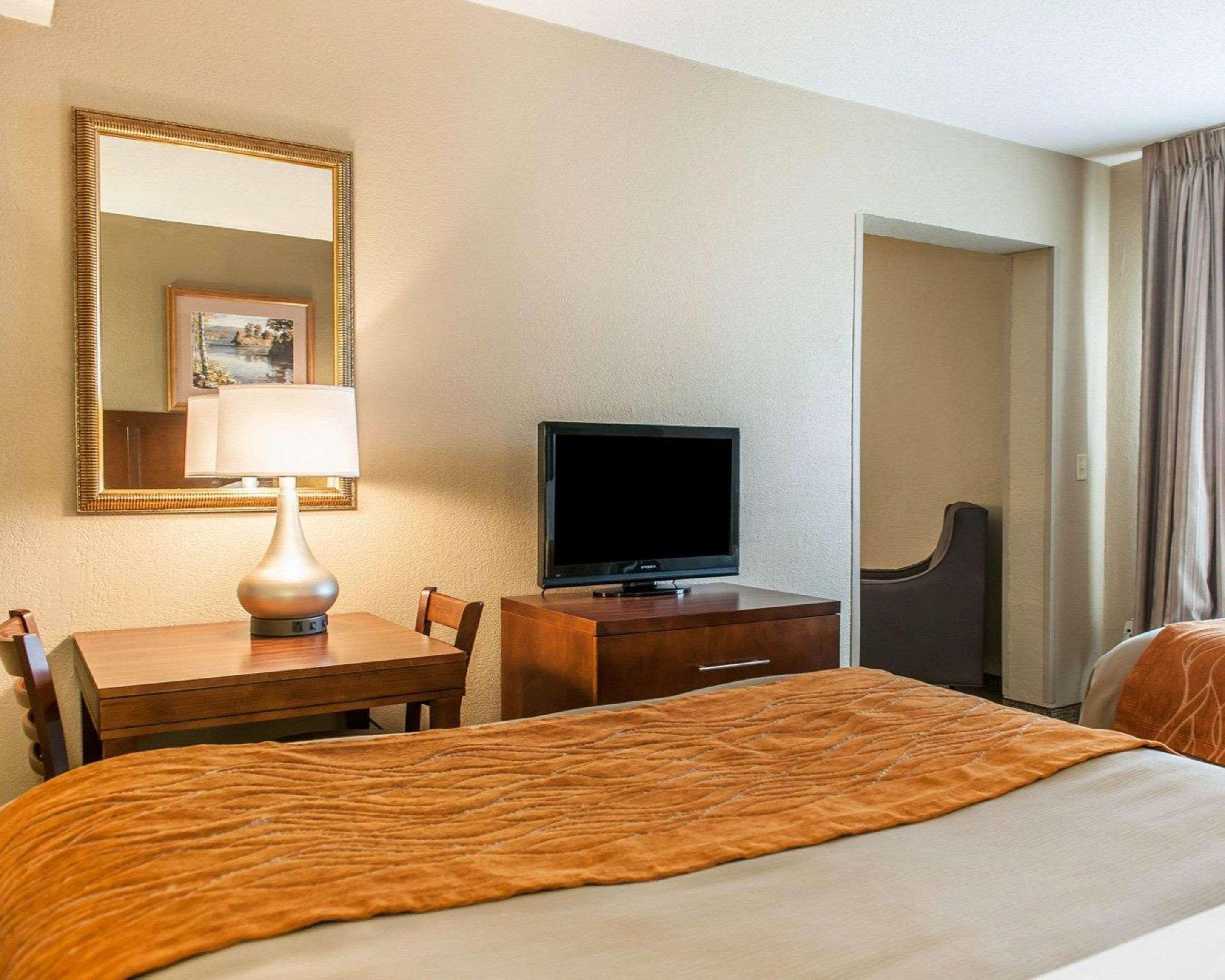 Comfort Inn Madison Buitenkant foto
