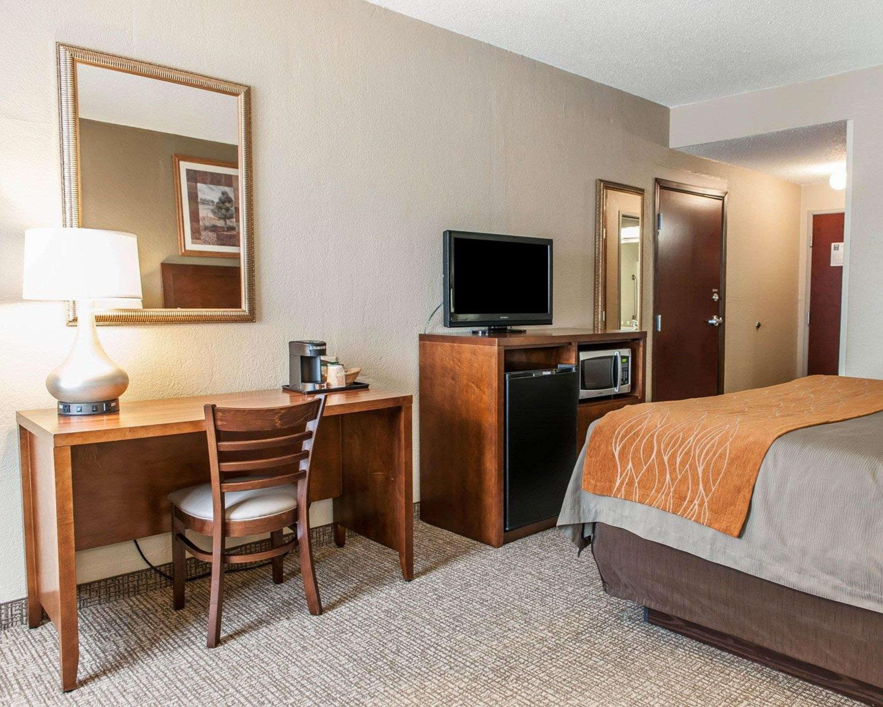 Comfort Inn Madison Buitenkant foto